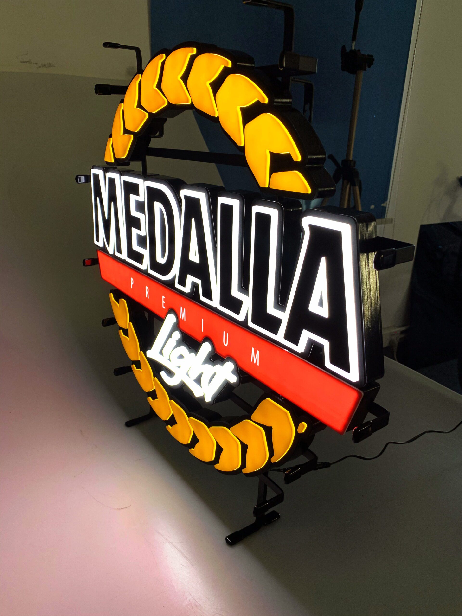 medalla light neon sign