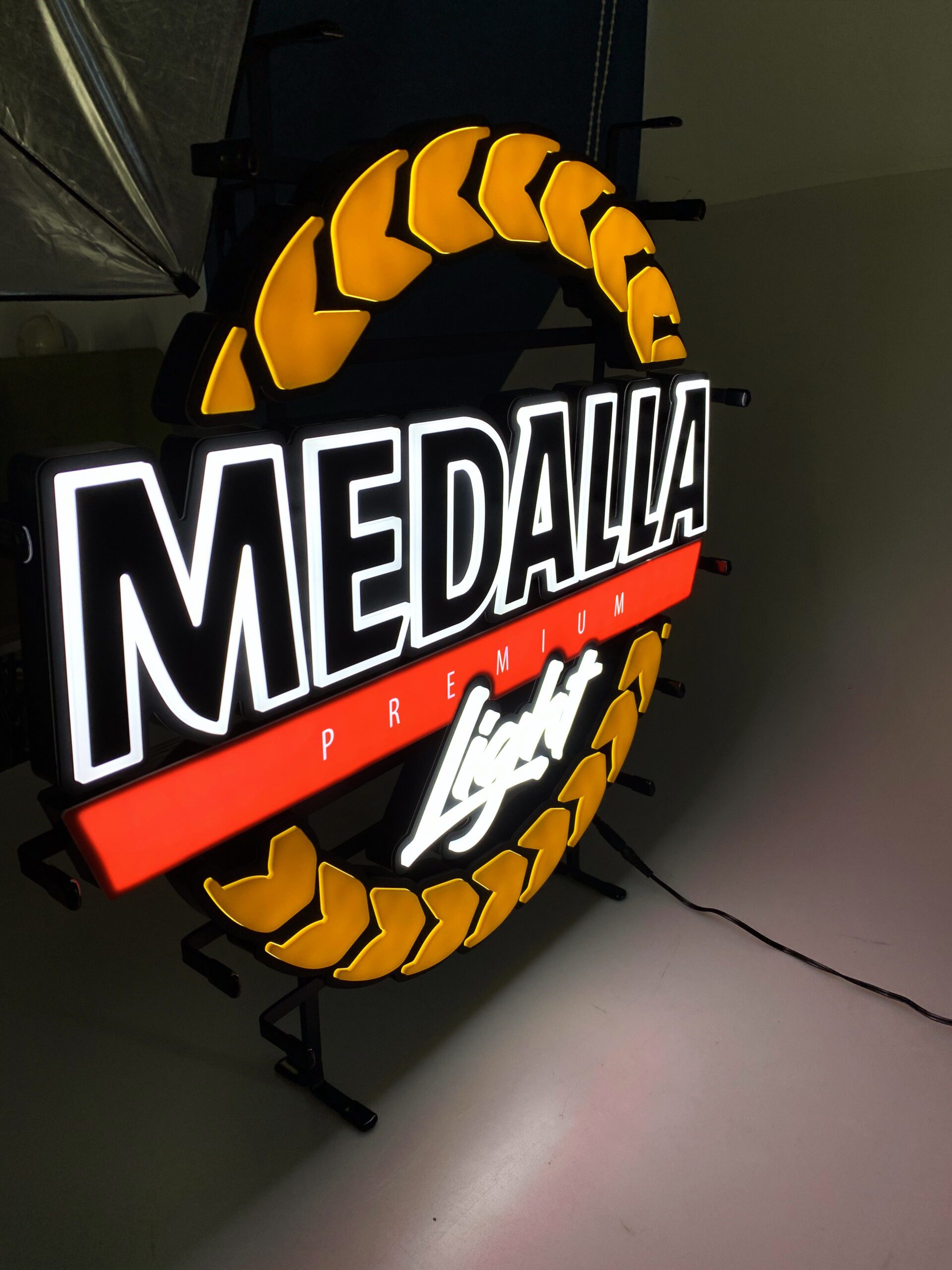 medalla light neon sign